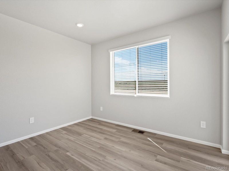 Spacious, unfurnished interior of a new home in Lake Bluff, Greeley (Image 17). Spacious, unfurnished interior of a new home in Lake Bluff, Greeley (Image 17).