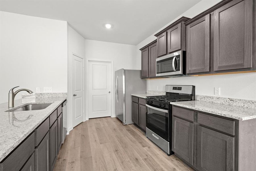 Furnished interior view inside a new home in Logan Square, Fort Worth (Image 5).