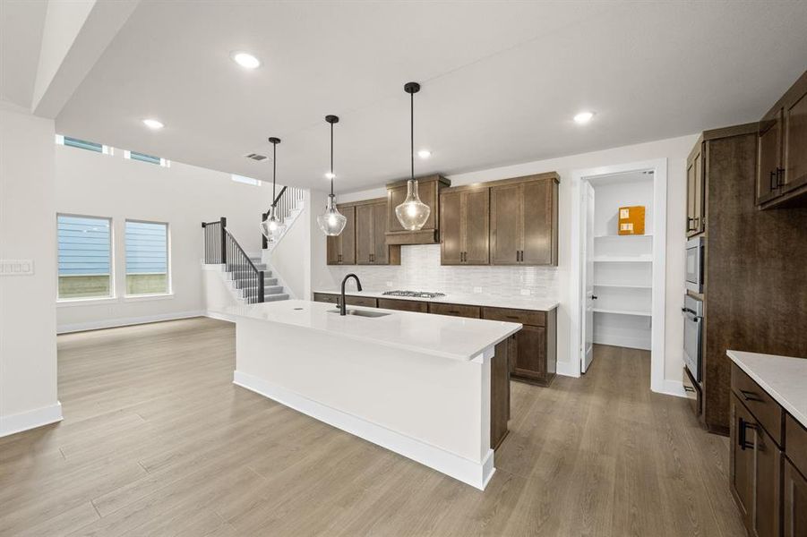 11748 Edgewood- Kitchen-5082 11748 Edgewood- Kitchen-5082