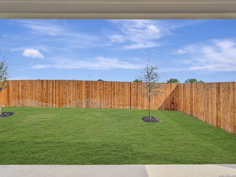 Exterior details and patio area of a home in Fairway Crossing, San Antonio (Image 3).