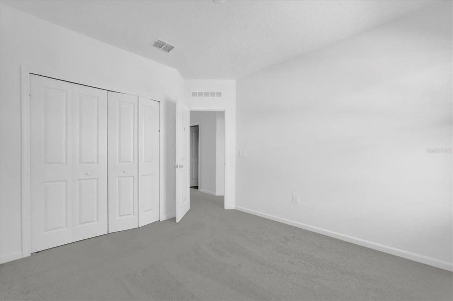 Spacious, unfurnished interior of a new home in , Kissimmee (Image 19).