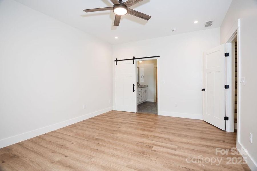 Spacious, unfurnished interior of a new home in , Asheville (Image 12).