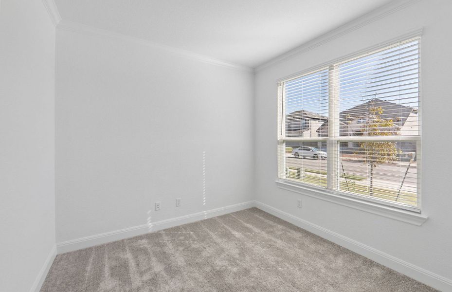 Spacious, unfurnished interior of a new home in Lagos, Manor (Image 34).