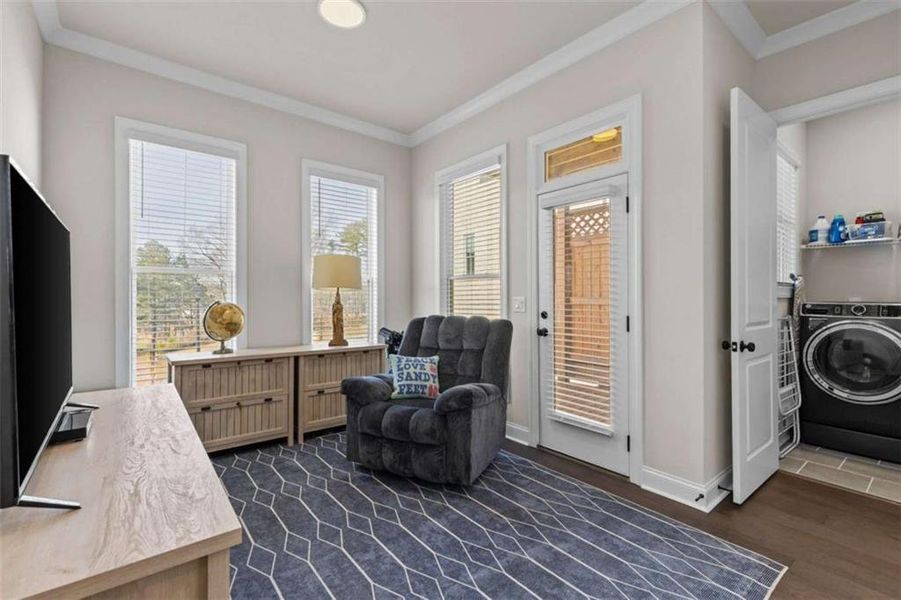 Furnished interior view inside a new home in , Peachtree Corners (Image 16). Furnished interior view inside a new home in , Peachtree Corners (Image 16).