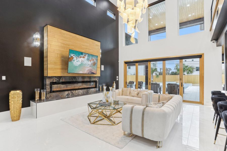 Image 36 of a home in .