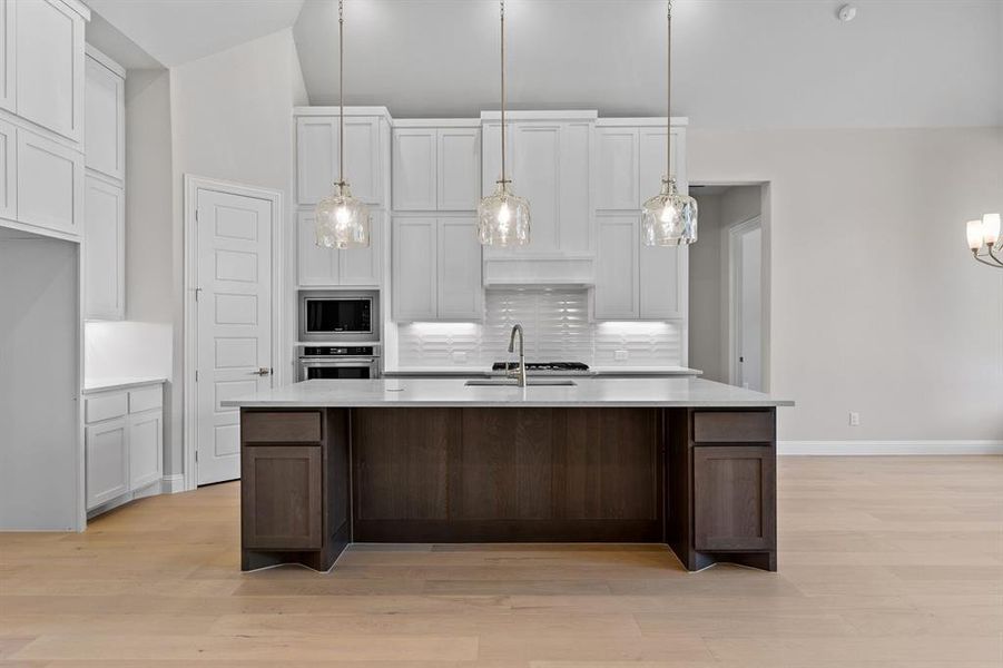 Furnished interior view inside a new home in Windsong Ranch, Prosper (Image 6). Furnished interior view inside a new home in Windsong Ranch, Prosper (Image 6).