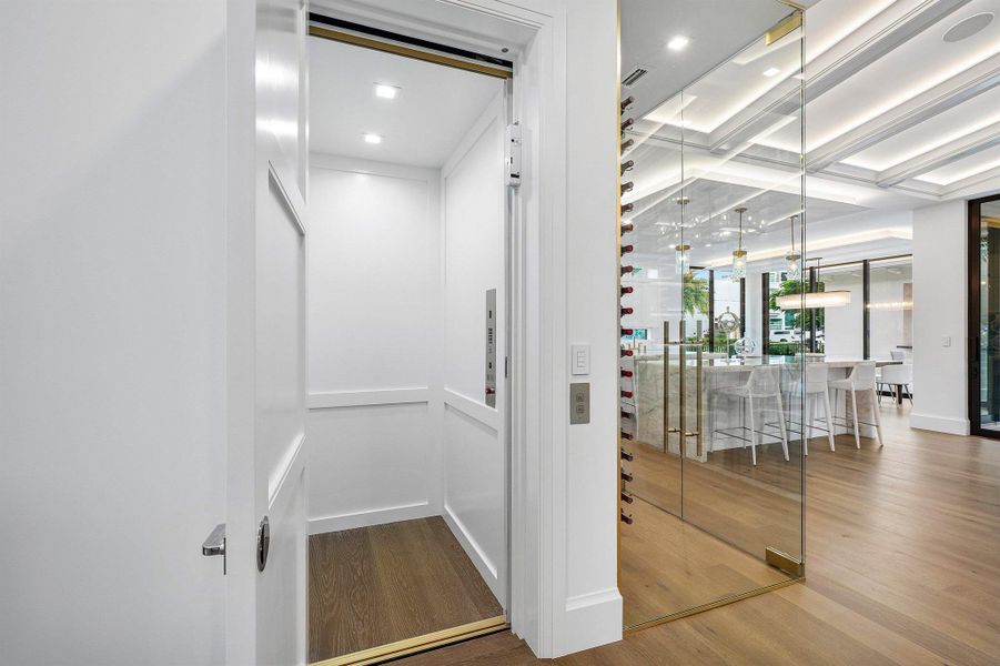 Spacious, unfurnished interior of a new home in , Boca Raton (Image 23).