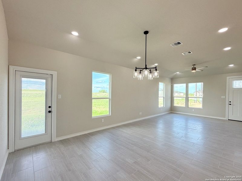 Spacious, unfurnished interior of a new home in , La Vernia (Image 19). Spacious, unfurnished interior of a new home in , La Vernia (Image 19).