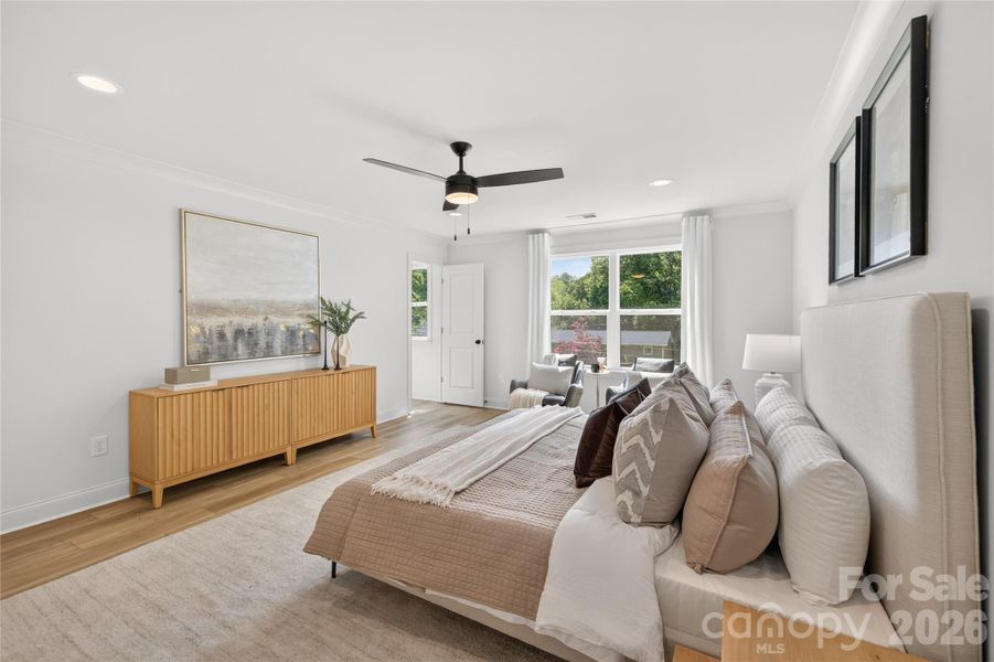 Furnished interior view inside a new home in , Harrisburg (Image 16).