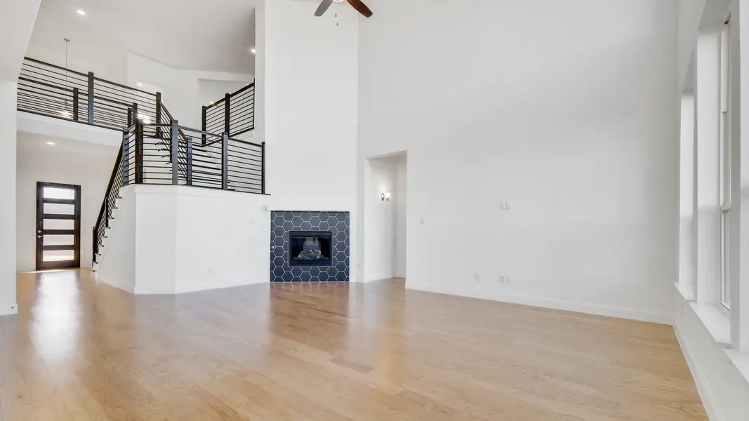 Representative furnished interior of a home built from the Stanford by DRB Homes in Creekhaven, Iowa Colony (Image 8).