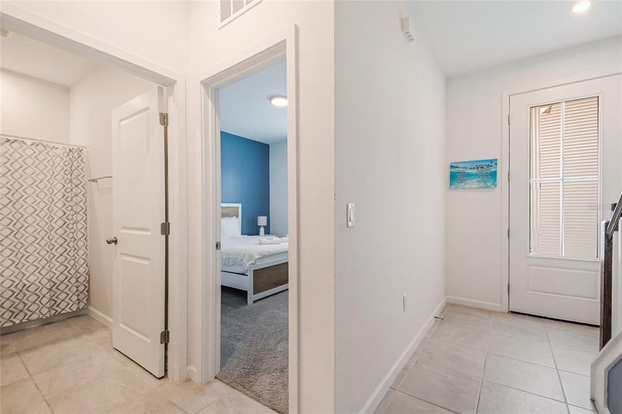 Furnished interior view inside a new home in , Kissimmee (Image 11).