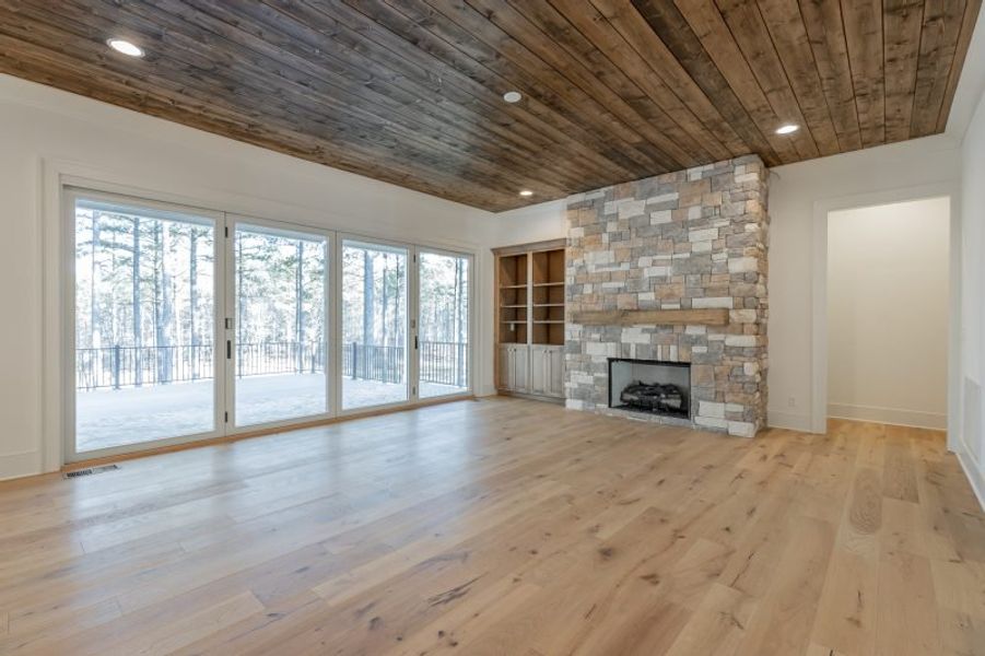 Representative unfurnished interior of a home built from the Summerbrook by Riverstone Construction, LLC in Jasper Highlands, Guild (Image 43). Representative unfurnished interior of a home built from the Summerbrook by Riverstone Construction, LLC in Jasper Highlands, Guild (Image 43).