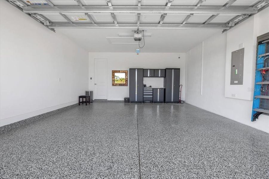 Spacious, unfurnished interior of a new home in , Venice (Image 22).