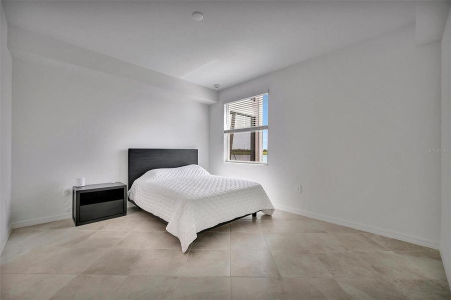 Furnished interior view inside a new home in , Bradenton (Image 14).