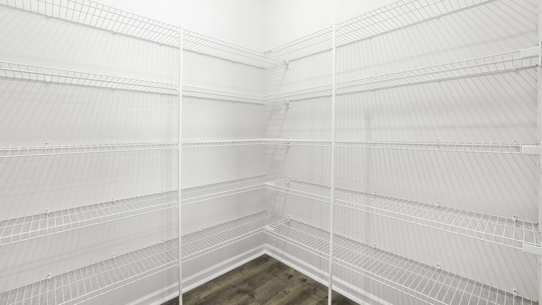 Spacious, unfurnished interior of a new home in Forest Creek, Winston-Salem (Image 13).