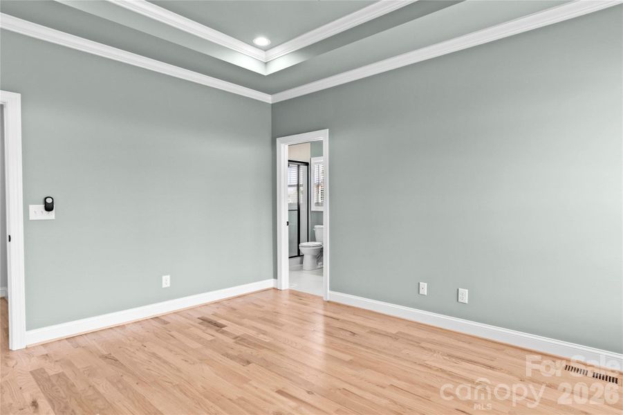 Spacious, unfurnished interior of a new home in , Lexington (Image 31).