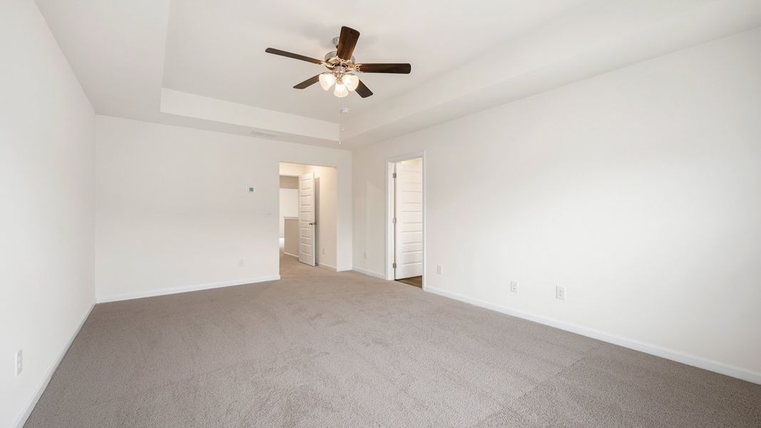 Spacious, unfurnished interior of a new home in Inverness at Sugarloaf, Lawrenceville (Image 27). Spacious, unfurnished interior of a new home in Inverness at Sugarloaf, Lawrenceville (Image 27).