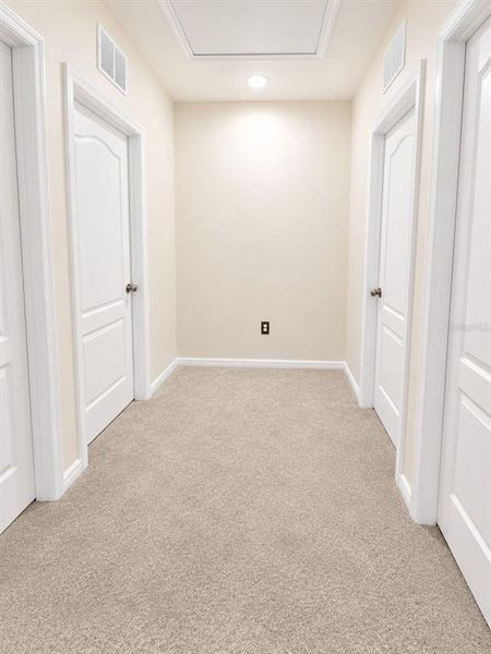 Spacious, unfurnished interior of a new home in Eagle Hammock, Eagle Lake (Image 14). Spacious, unfurnished interior of a new home in Eagle Hammock, Eagle Lake (Image 14).