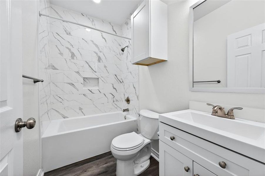 Furnished interior view inside a new home in , Denison (Image 17). Furnished interior view inside a new home in , Denison (Image 17).