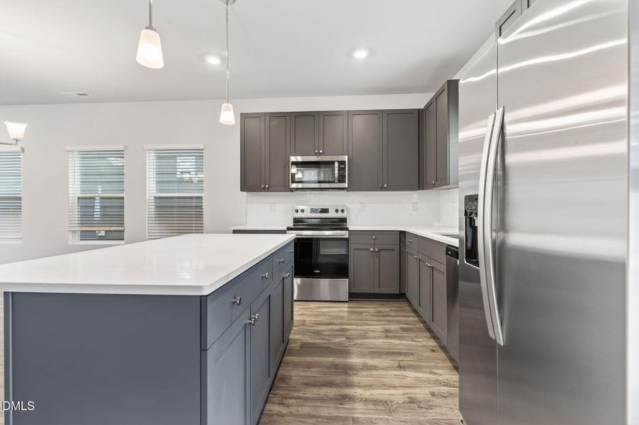 Ral_Knightdale_418 (12) Ral_Knightdale_418 (12)