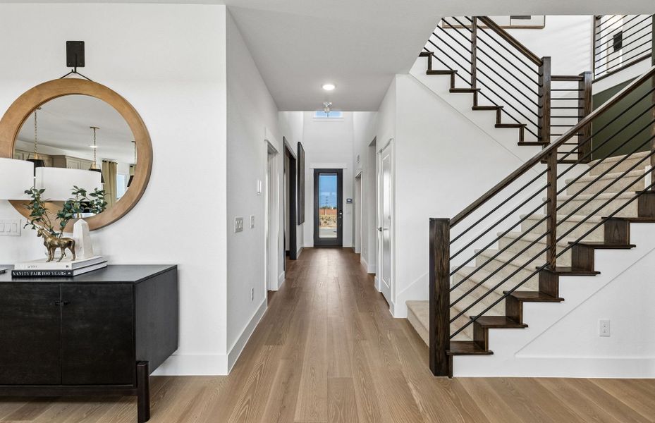 Representative furnished interior of a home built from the Gillett by Pulte Homes in Mission Hills, Garland (Image 33).