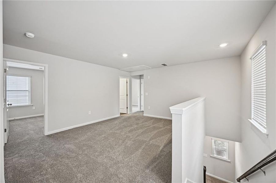 Spacious, unfurnished interior of a new home in Avalon - Reserve Series, Conyers (Image 34). Spacious, unfurnished interior of a new home in Avalon - Reserve Series, Conyers (Image 34).