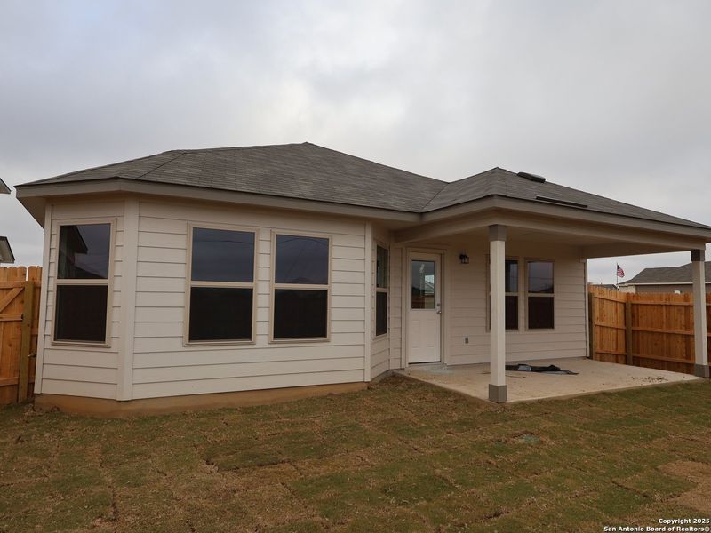 Exterior details and patio area of a home in Agave, San Antonio (Image 21).