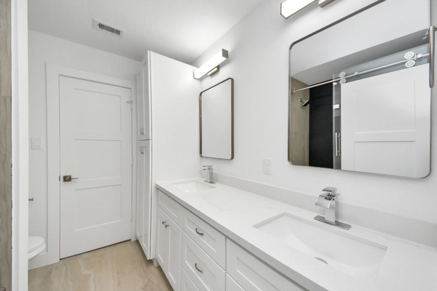 Furnished interior view inside a new home in , Houston (Image 11). Furnished interior view inside a new home in , Houston (Image 11).