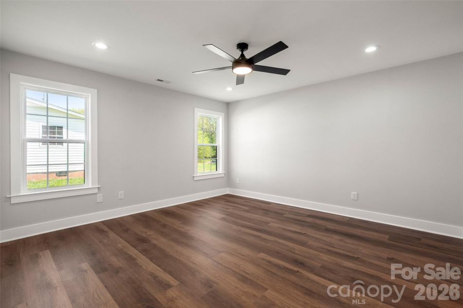 Spacious, unfurnished interior of a new home in , Concord (Image 25).
