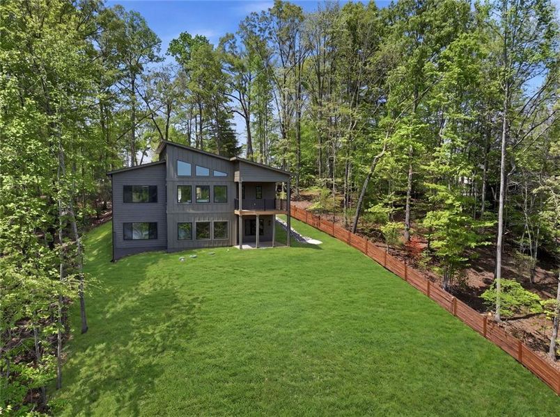 Exterior details and patio area of a home in , Blairsville (Image 31).