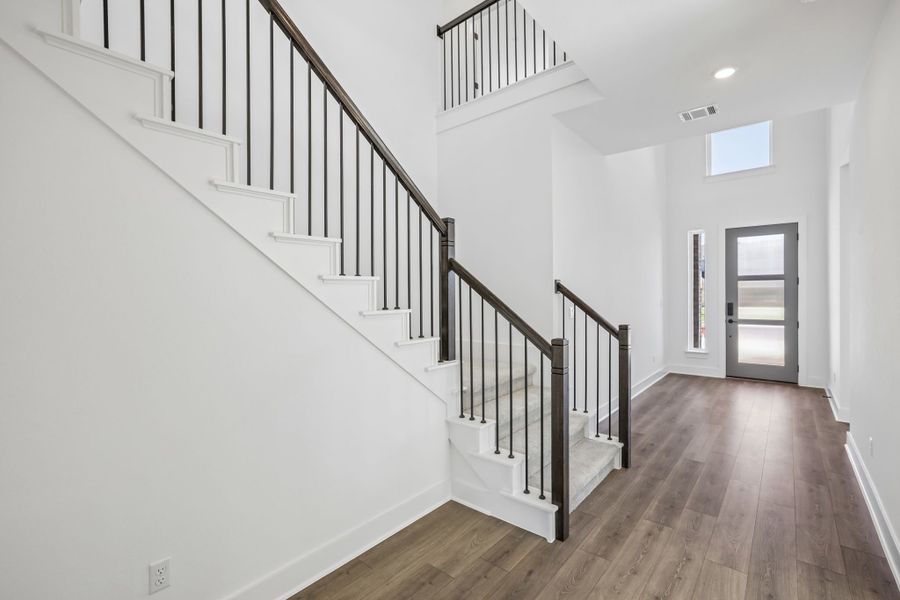 Representative unfurnished interior of a home built from the Anderson by Taylor Morrison in Travisso, Leander (Image 33).