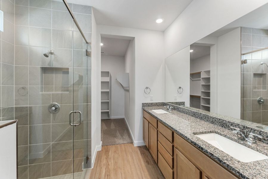 Furnished interior view inside a new home in Highland Ridge, New Braunfels (Image 15).