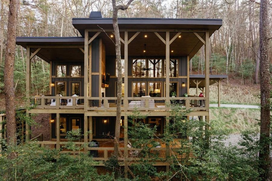 Image 42 of a home in .