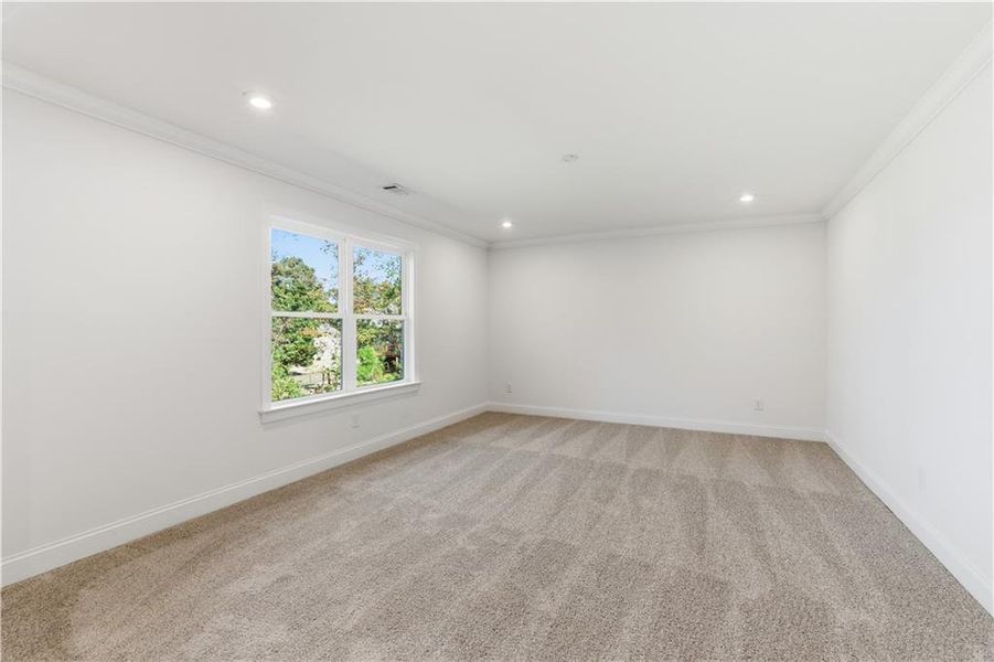 Spacious, unfurnished interior of a new home in The Estates at Hurricane Pointe, Douglasville (Image 36).