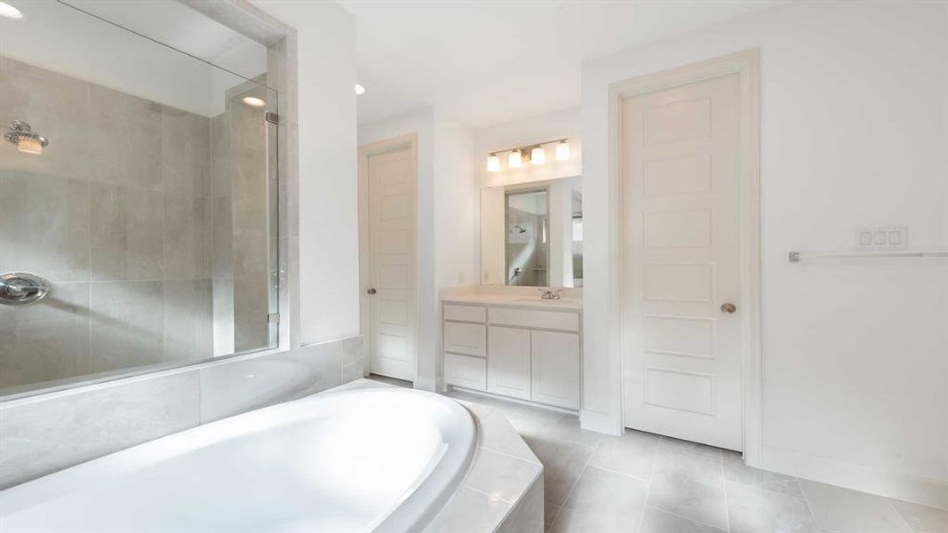 Furnished interior view inside a new home in Devonshire, Forney (Image 8).