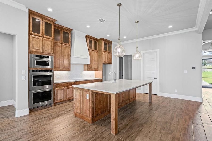Furnished interior view inside a new home in , Weatherford (Image 10).