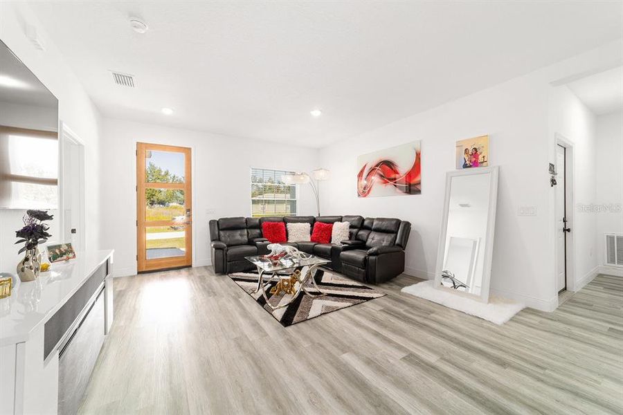 Furnished interior view inside a new home in , Ocala (Image 43).