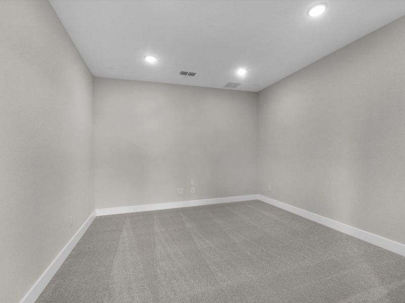 Spacious, unfurnished interior of a new home in Dunham Pointe, Cypress (Image 17).