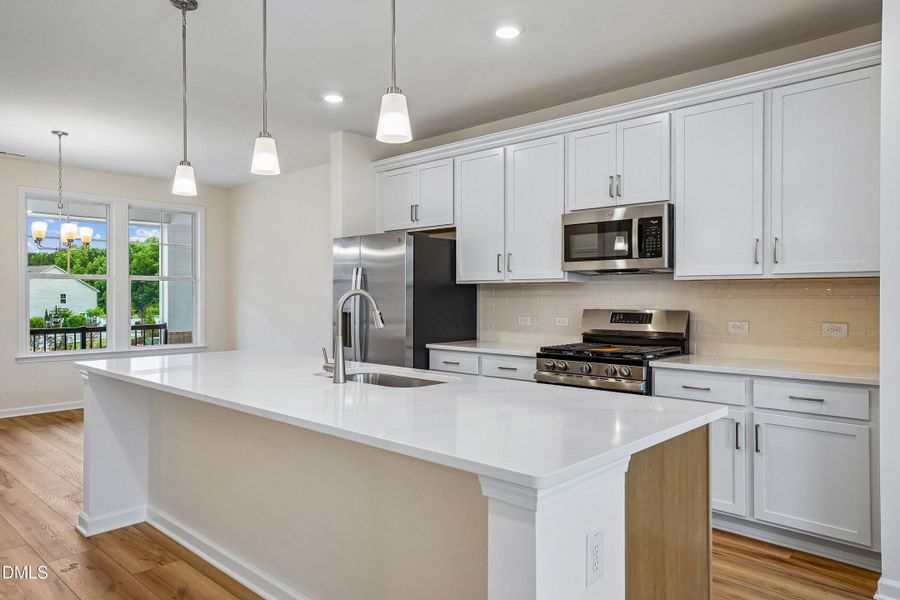 14-Kitchen
