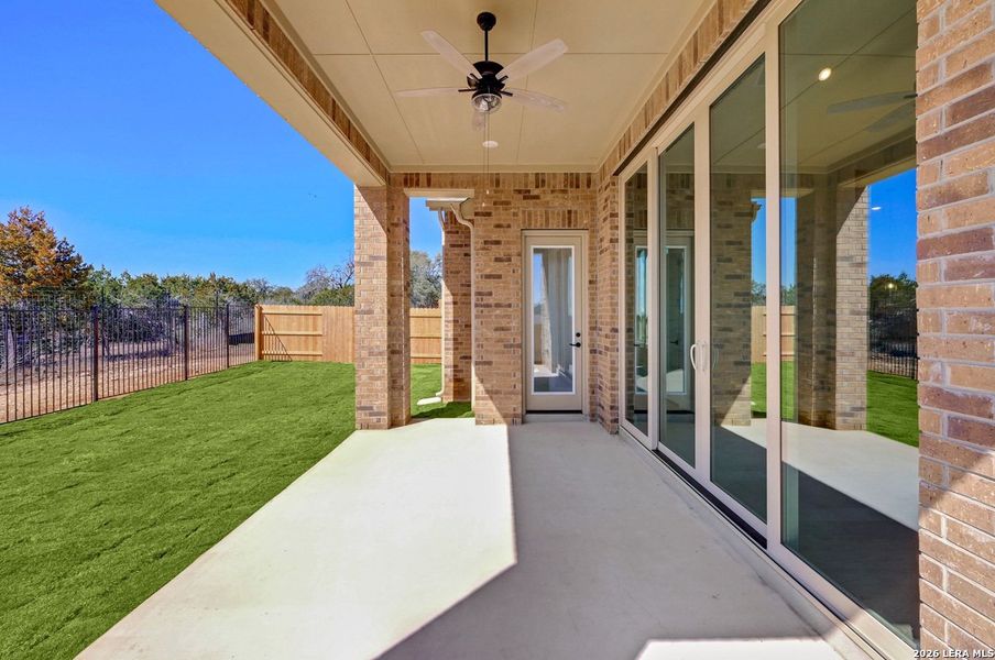 Exterior details and patio area of a home in Meyer Ranch, New Braunfels (Image 19).