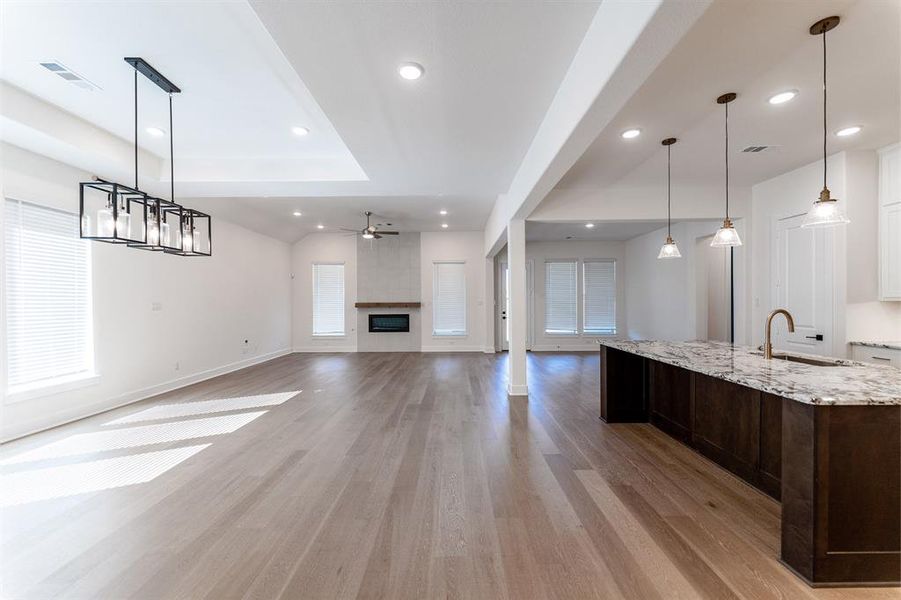 Spacious, unfurnished interior of a new home in Sonoma Verde, Rockwall (Image 19).