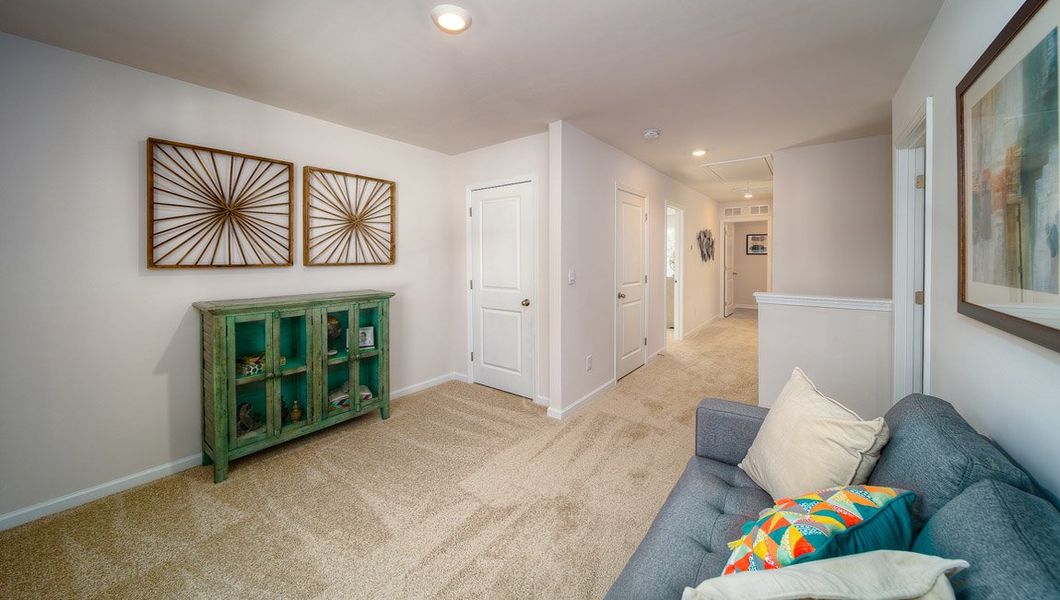 Furnished interior view inside a new home in Valleywood Farms, Waynesville (Image 13).