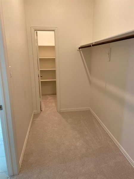 Spacious, unfurnished interior of a new home in Hillview Addition, Decatur (Image 19).