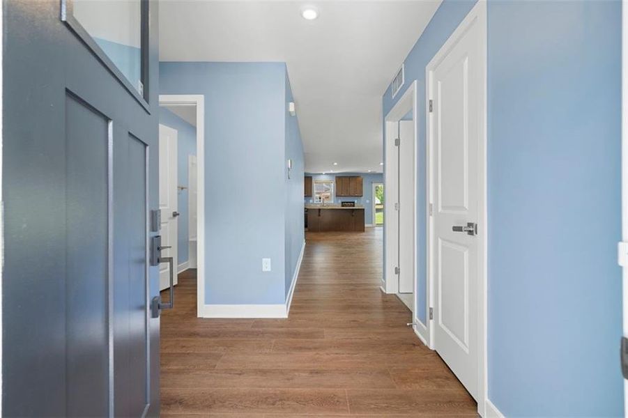 Spacious, unfurnished interior of a new home in , Dallas (Image 30).