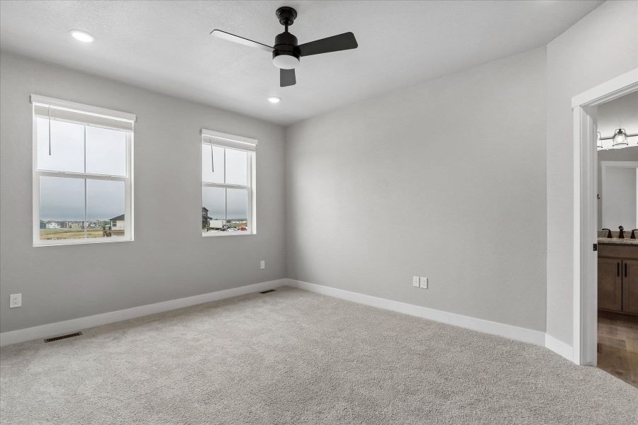 Spacious, unfurnished interior of a new home in Aspen Meadows, Colorado Springs (Image 28). Spacious, unfurnished interior of a new home in Aspen Meadows, Colorado Springs (Image 28).