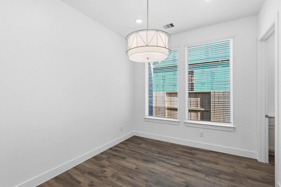 Spacious, unfurnished interior of a new home in Meridiana, Manvel (Image 14).