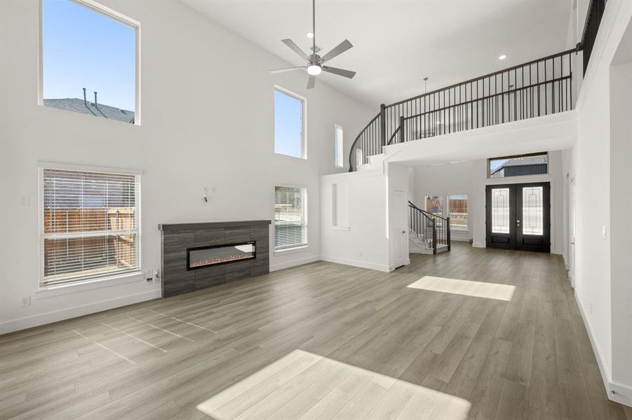 408 McKinley- Living Room-2