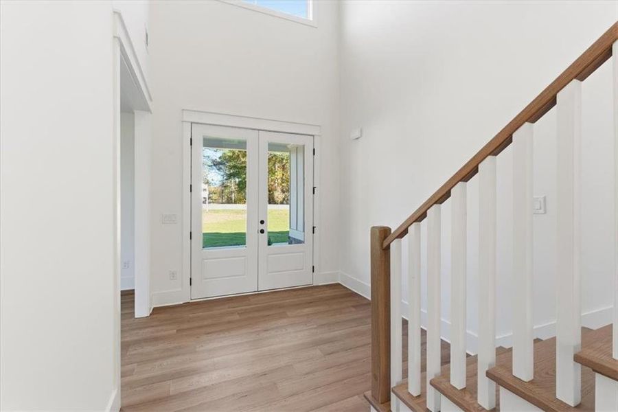 Spacious, unfurnished interior of a new home in , Waleska (Image 15).