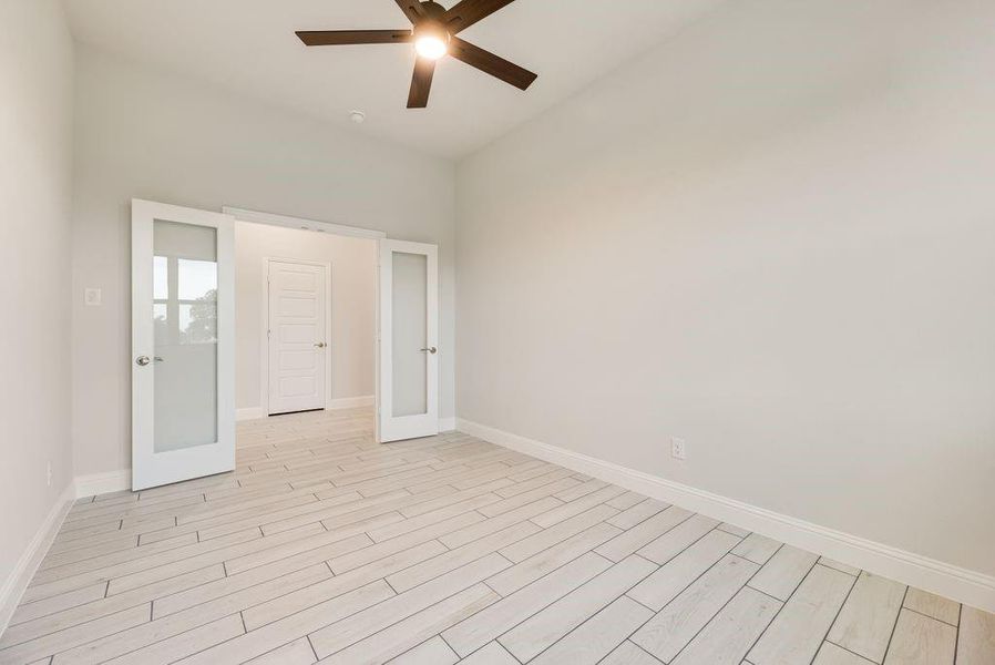 Spacious, unfurnished interior of a new home in , Lowry Crossing (Image 13).