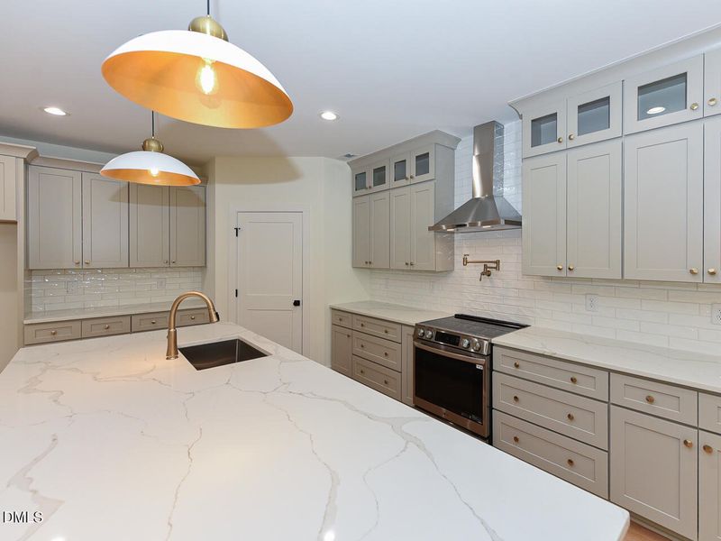 Interior - Kitchen4 - ok Interior - Kitchen4 - ok